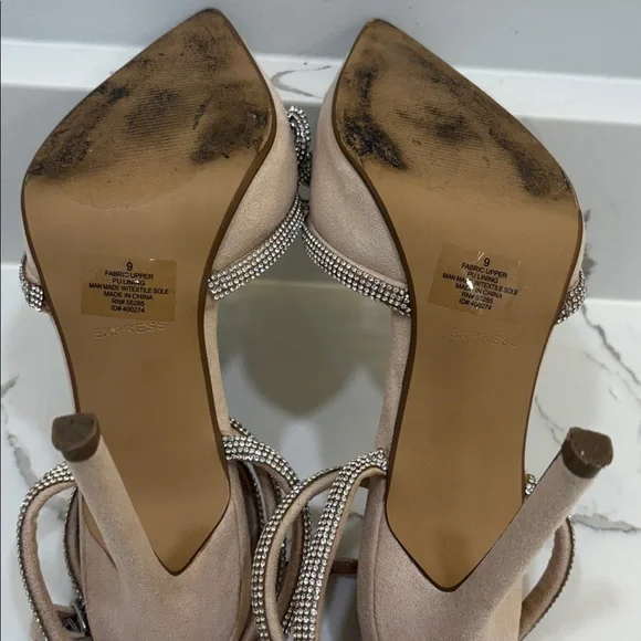 Heels with Rhinestone Bow - Picture 9 of 9